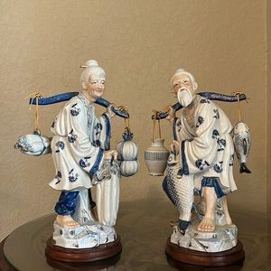 Vintage Chinoiserie Statues Blue Gold and White Porcelain Man Woman Couple Pair